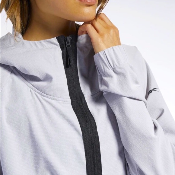 Reebok Sterling Grey - Crop Jacket - Picture 5 of 7